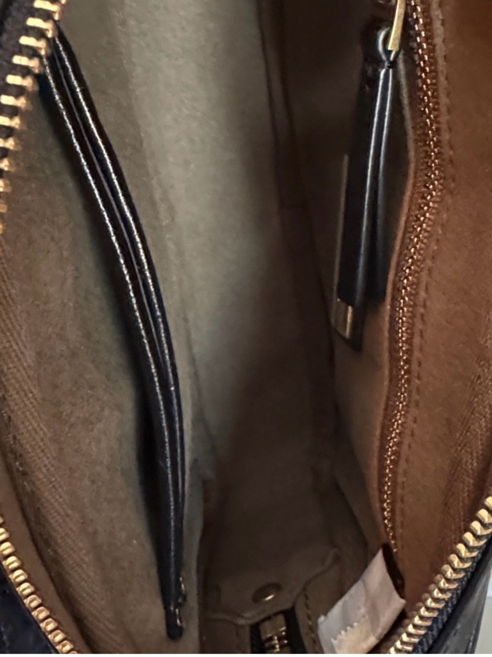 Tory Burch Kira NWOT Quilted Leather Camera Crossbody - Picture 13 of 14